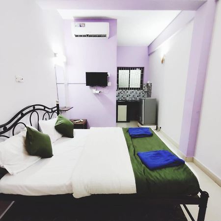 Tiger Eye Guest House Калангут Экстерьер фото