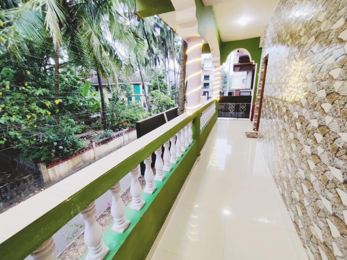 Tiger Eye Guest House Калангут Экстерьер фото